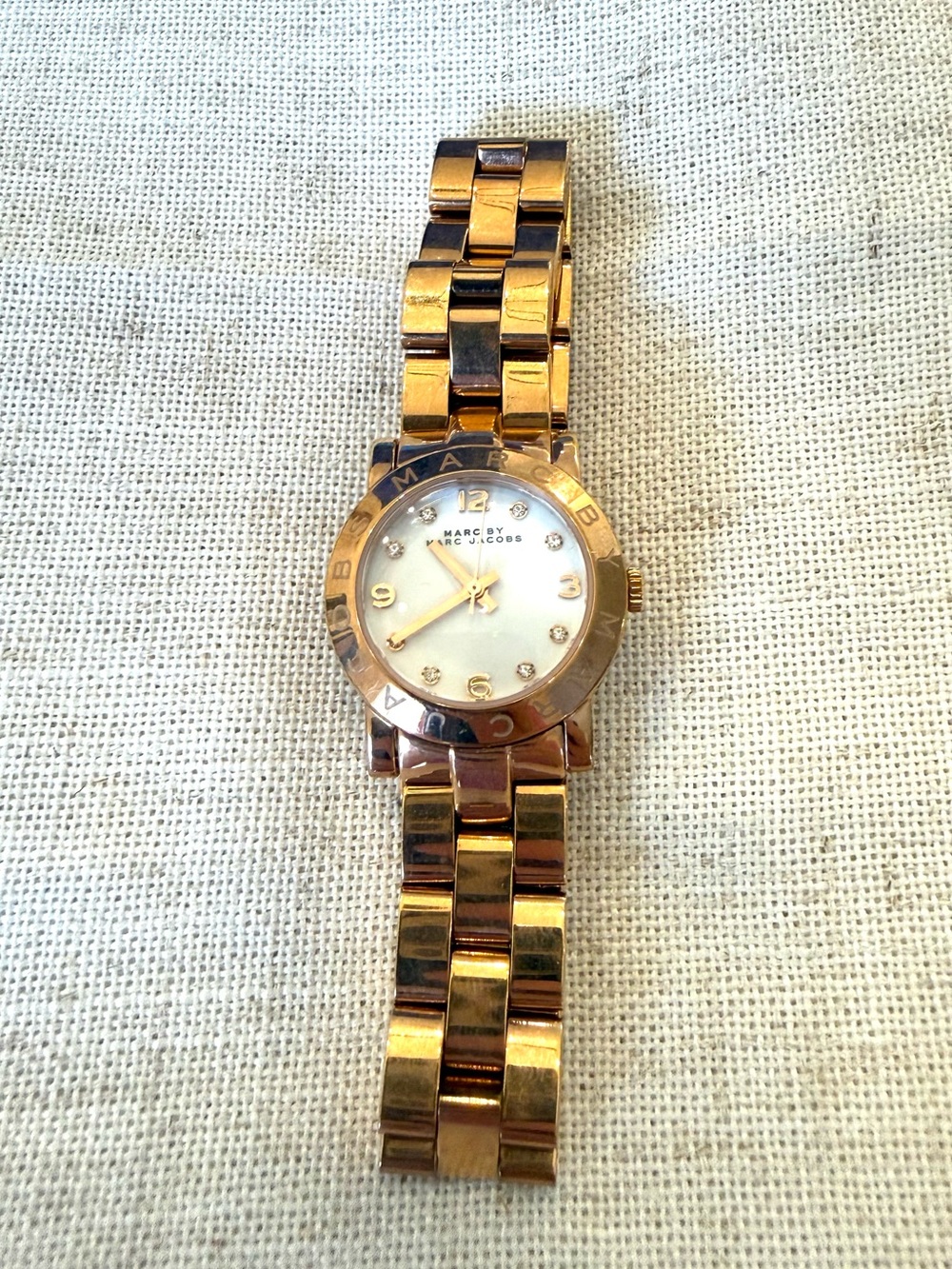 Marc Jacobs gold watch
